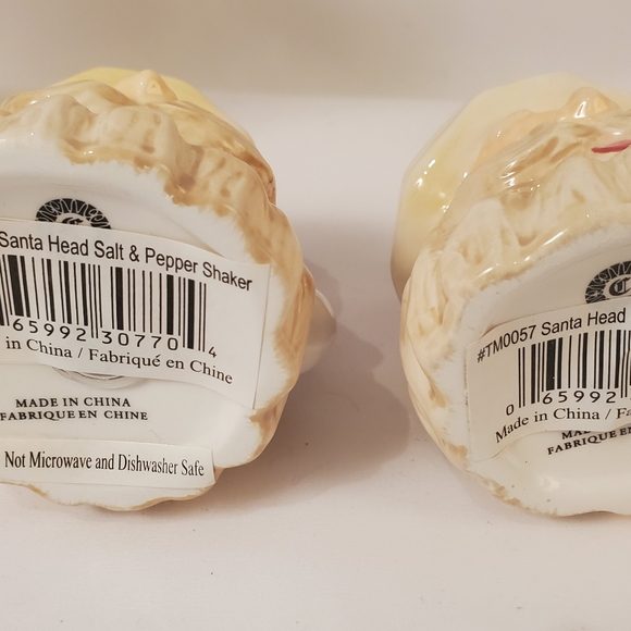 Santa Claus salt and pepper shakers - Picture 2 of 3